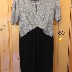 Seraphine maternity dress!